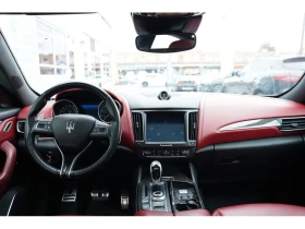 Maserati Levante * S / AWD/ LEATHER/ PANOROOF/ RED INSIDE * CARFAX  - 40250 лв. / 20579.50 € - 30023456 13