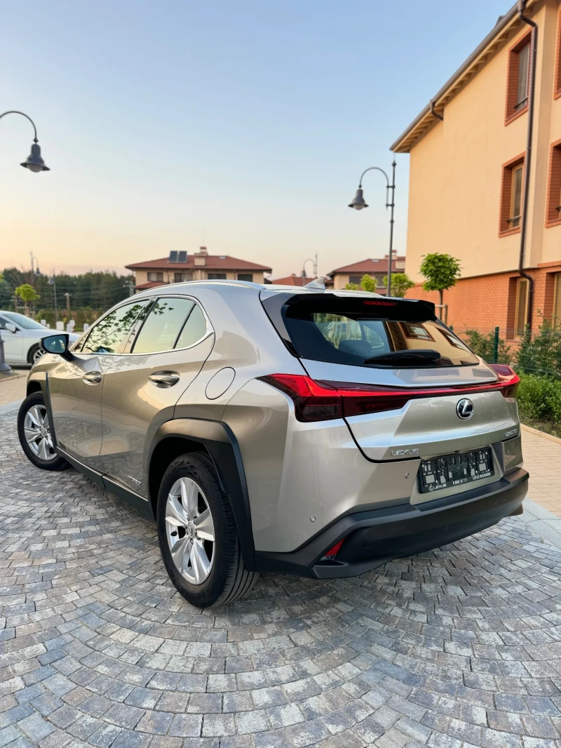 Lexus UX 250h [[[ 4Х4 ]]] ГАРАНЦИОНЕН | ПЪЛНА ИСТОРИЯ В ЛЕКСУС, снимка 5 - Автомобили и джипове - 51918353