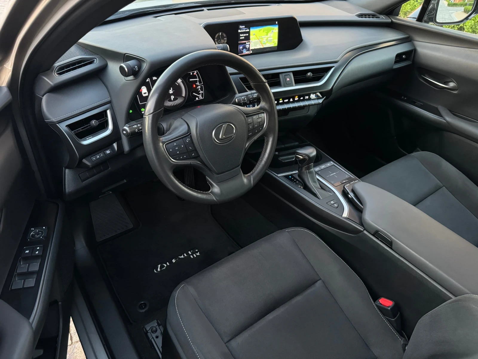 Lexus UX 250h [[[ 4Х4 ]]] ГАРАНЦИОНЕН | ПЪЛНА ИСТОРИЯ В ЛЕКСУС - изображение 8