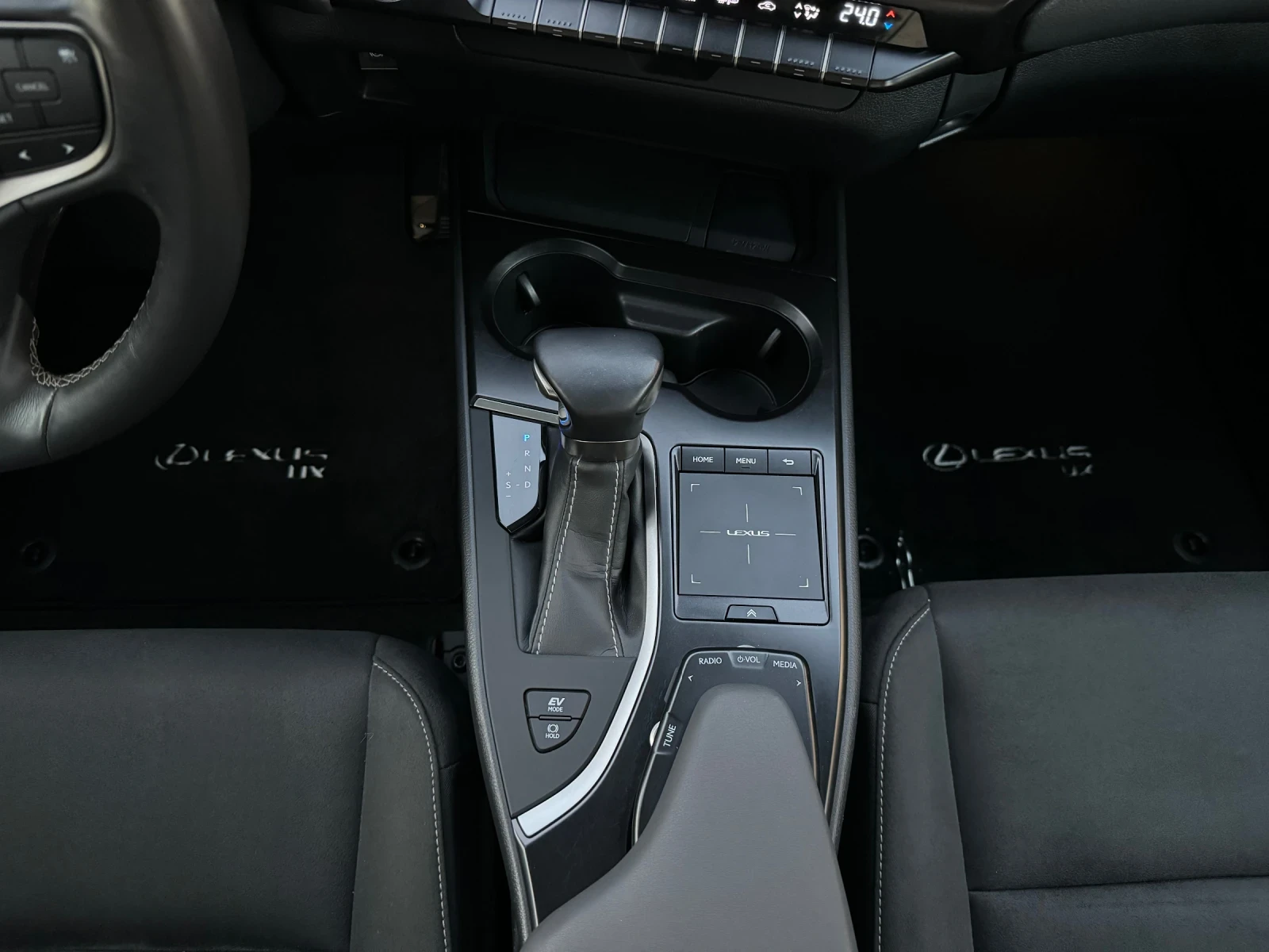 Lexus UX 250h [[[ 44 ]]]  |     | Mobile.bg   14