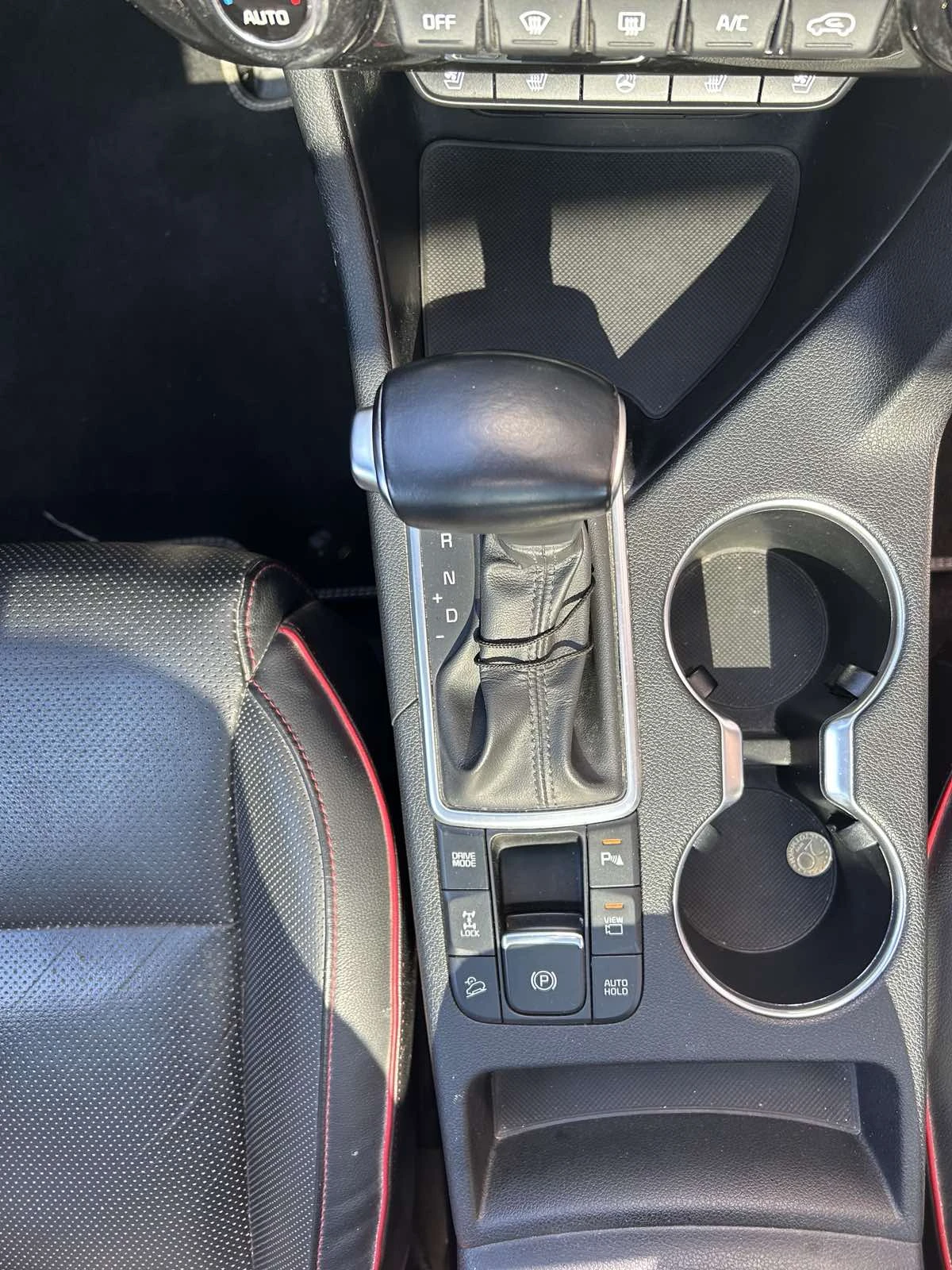 Kia Sportage 1.6/CRDi/136/GT Line/4x4 - изображение 8