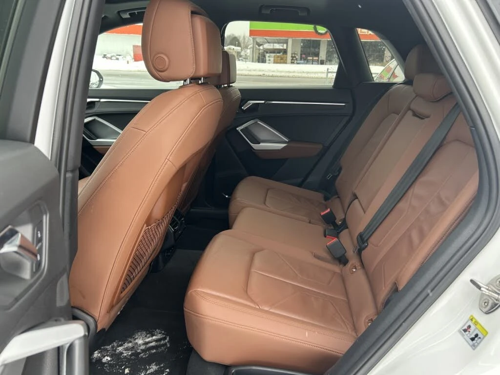 Audi Q3 Prestige S Line* 45TFSI* ����������* (���� �� ��) | Mobile.bg � ����������� 15