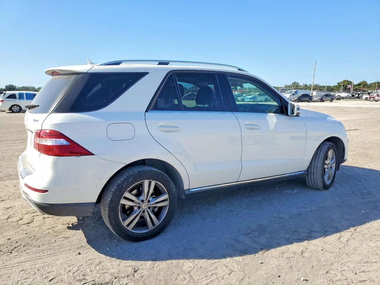 Mercedes-Benz ML 350 3.5l 4Matic - изображение 3