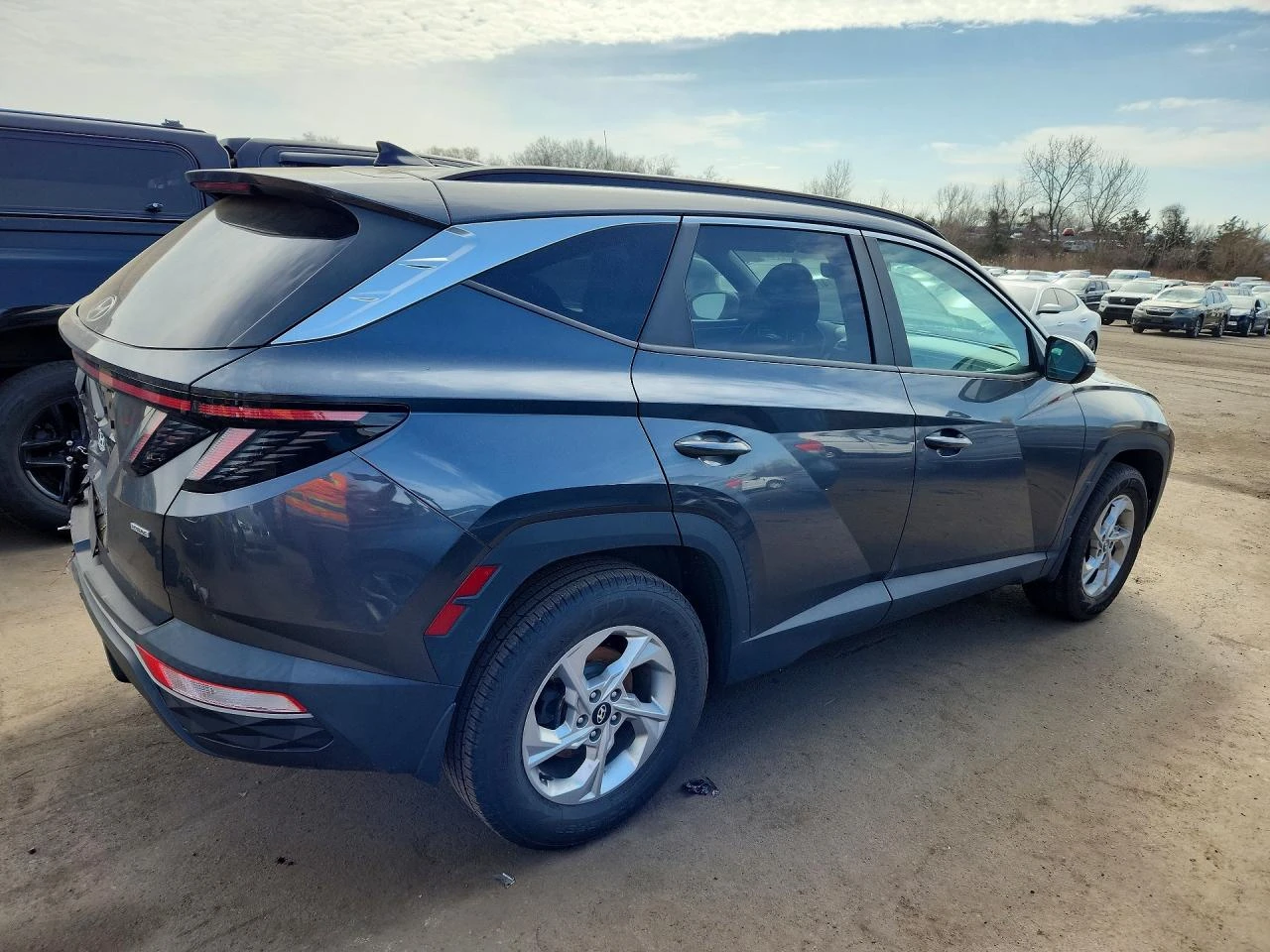 Hyundai Tucson 2.5l Sel, снимка 3 - Автомобили и джипове - 54336753