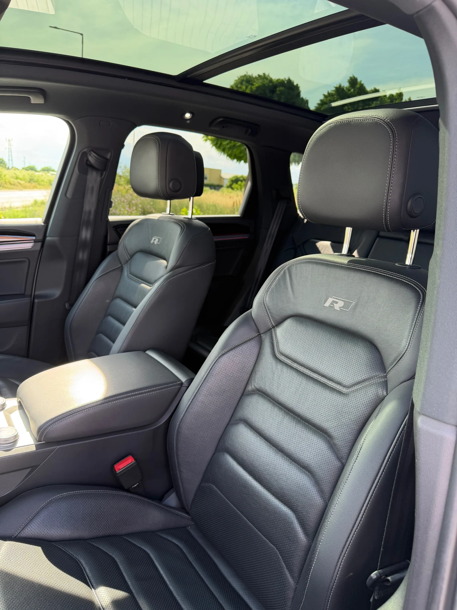 VW Touareg     R-Line 3.0 V6 TDI 286 к.с. 4Motion, снимка 9 - Автомобили и джипове - 54824991
