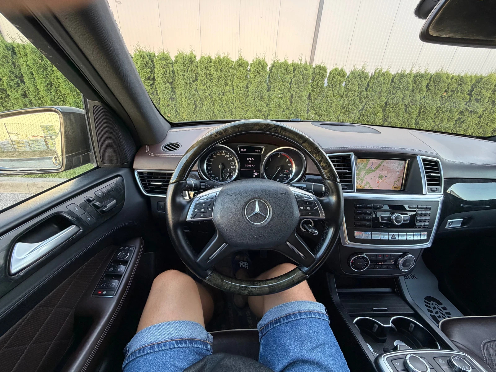 Mercedes-Benz ML 350 cdi 258k.c* AMG* Designo* Обдухване* ЛИЗИНГ* , снимка 15 - Автомобили и джипове - 55919823
