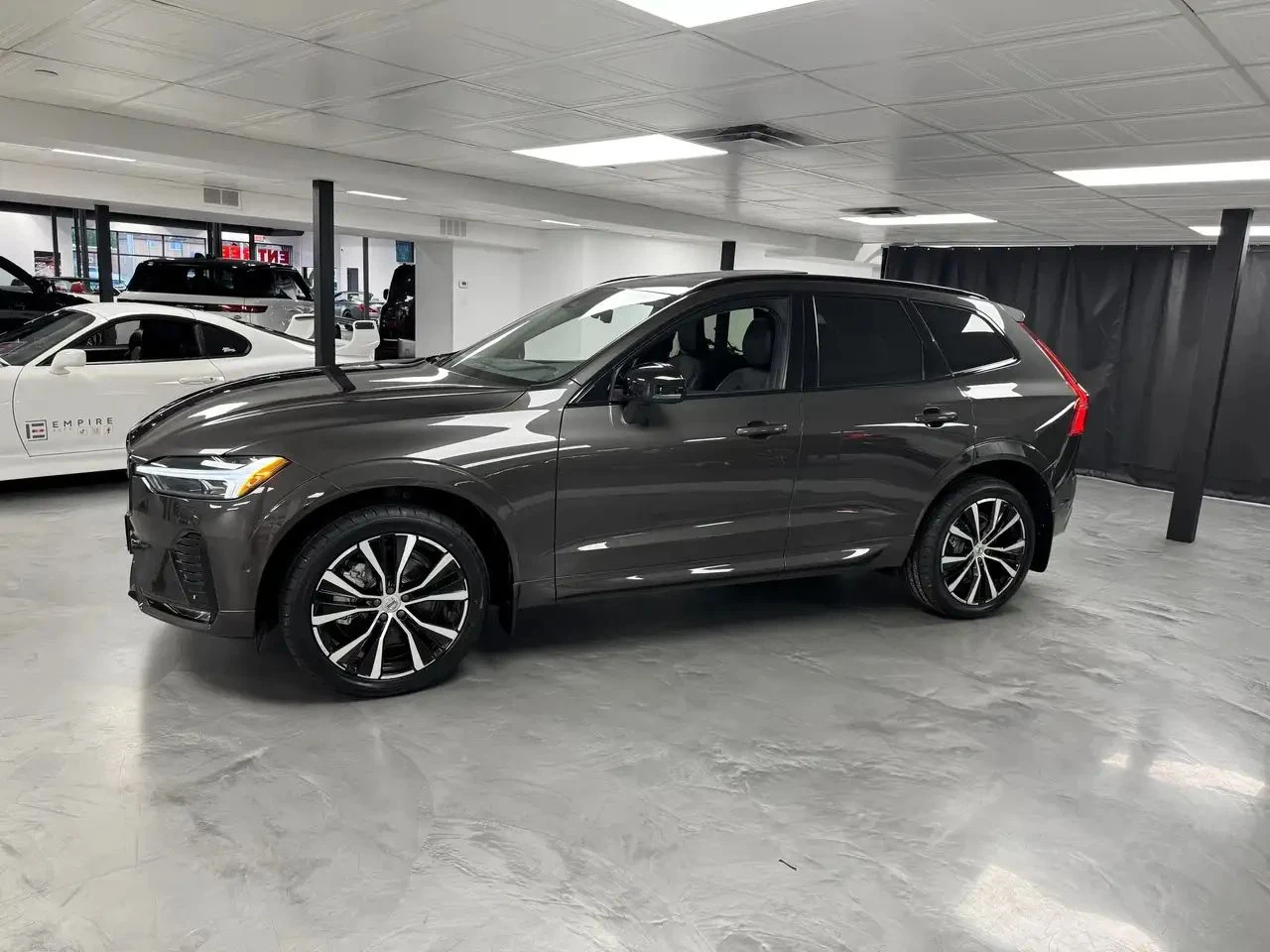 Volvo XC60, снимка 2 - Автомобили и джипове - 56729136