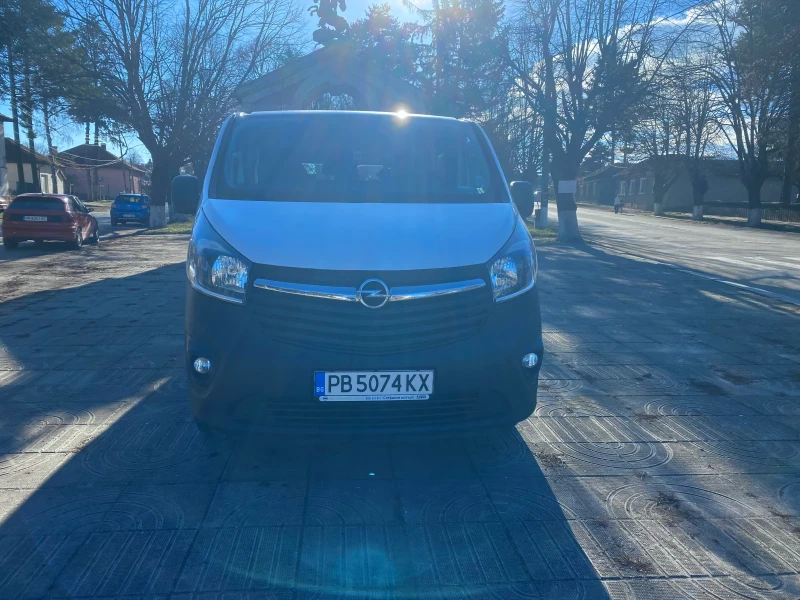 Opel Vivaro Opel Vivaro 1.6 CDTI 8+ 1 дълга база, снимка 1 - Бусове и автобуси - 48884817