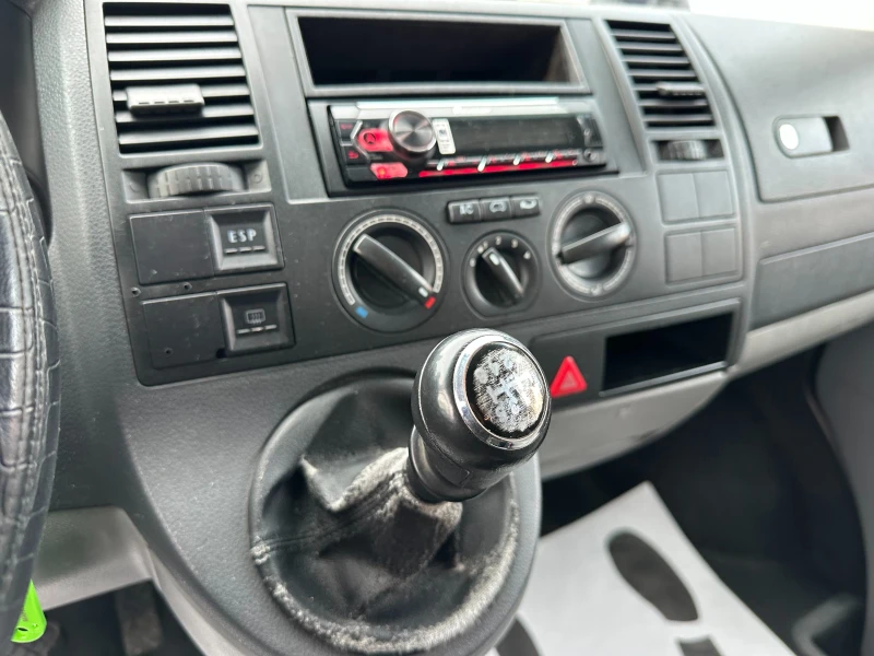 VW Transporter 2.5d 174 к.с., снимка 5 - Бусове и автобуси - 52825147