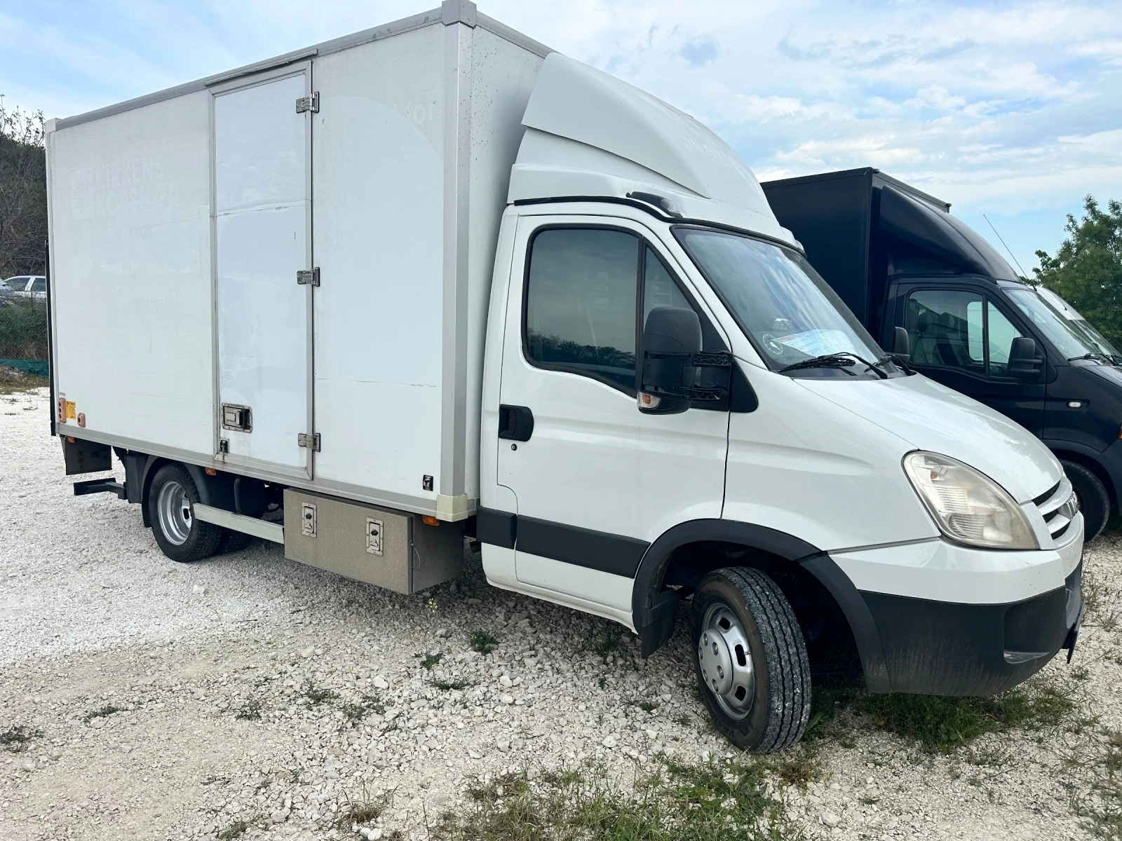 Iveco 35c15 3.0 двойни гуми Фургон падащ борд - изображение 2
