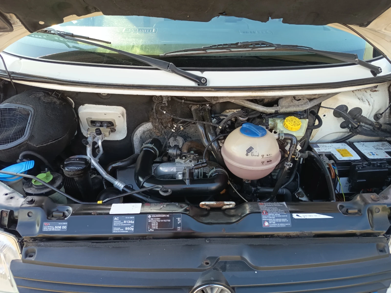 VW Transporter 2.5tdi, снимка 12 - Бусове и автобуси - 53748073