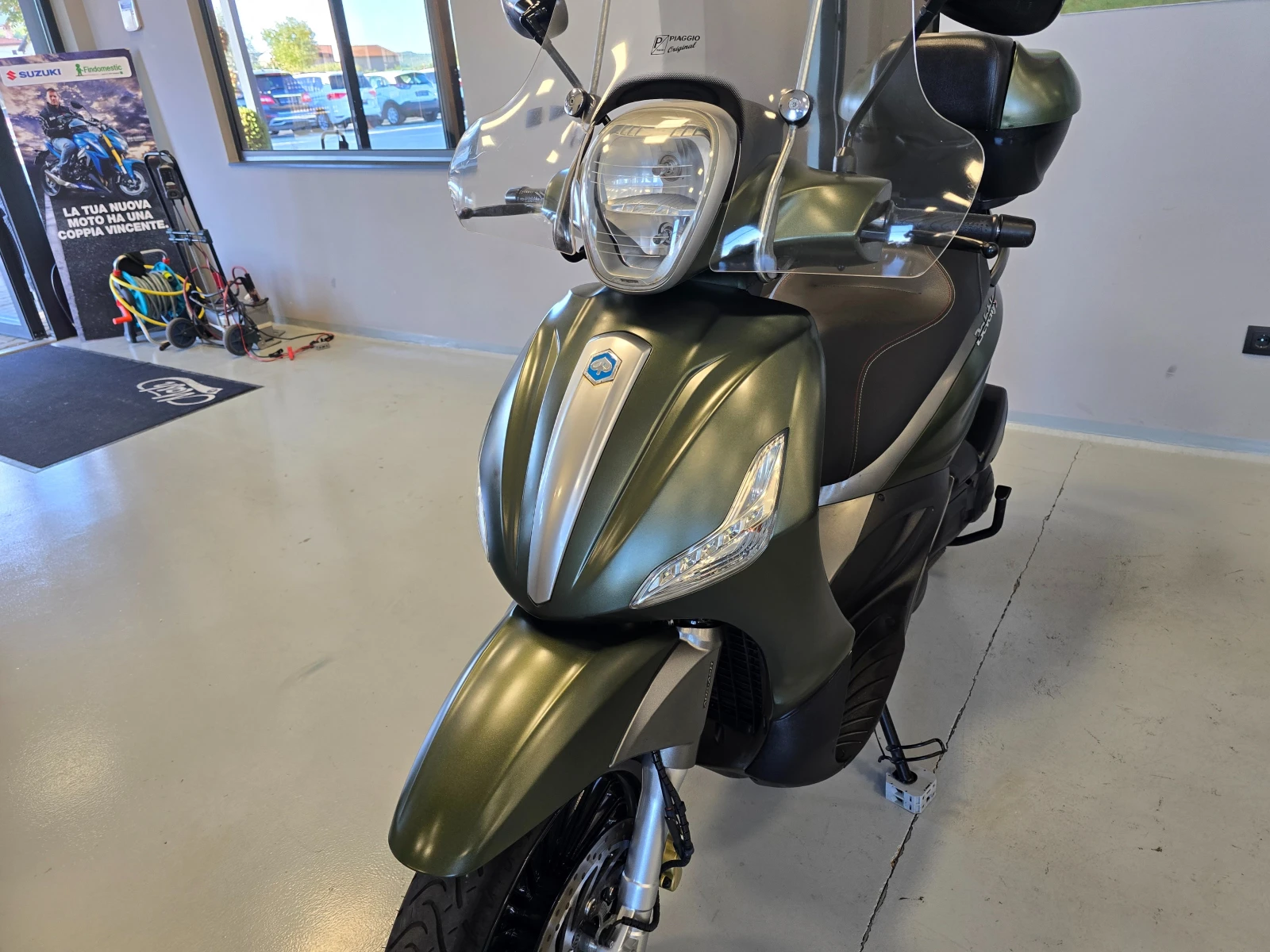 Piaggio Beverly 300S, ABS-ASR, 2018г., снимка 7 - Мотоциклети и мототехника - 55998336
