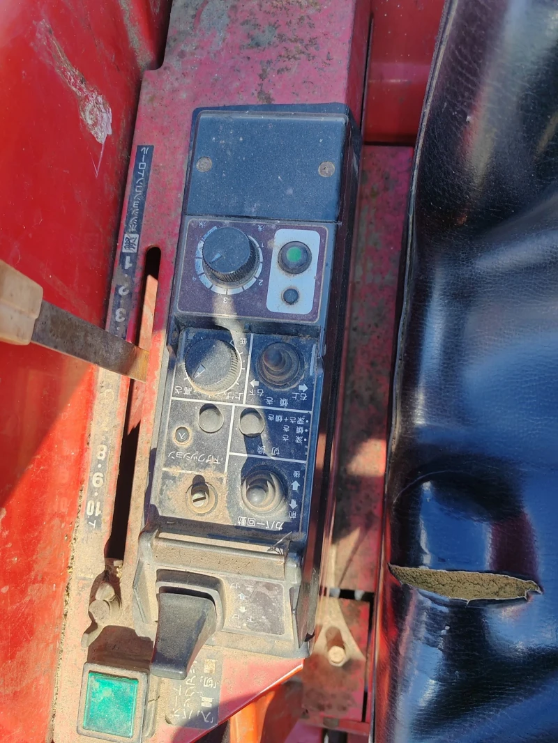 Трактор Yanmar FX305, 4x4, 31к.с. ТОП , снимка 10 - Селскостопанска техника - 53527960