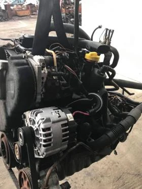 Двигател за Opel Vivaro, снимка 4