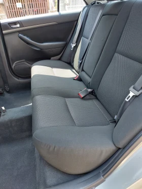 Toyota Avensis 2.0 D-4D 116 к.с., снимка 11
