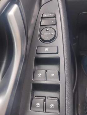 Hyundai I30 Автомат-подгрев-камера-нави-кей лесс, снимка 10