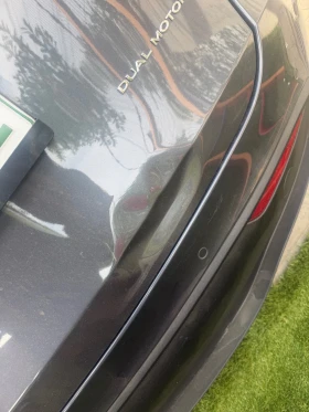 Tesla Model Y Long Range, снимка 8