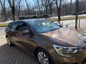 ����� �� �������� �� Renault Megane Grand Tour
