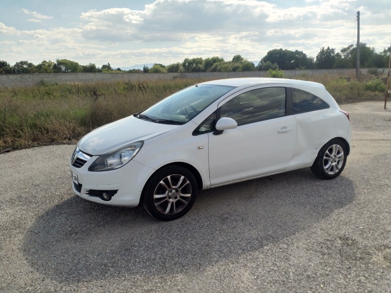 Opel Corsa D, снимка 1 - Автомобили и джипове - 46363226