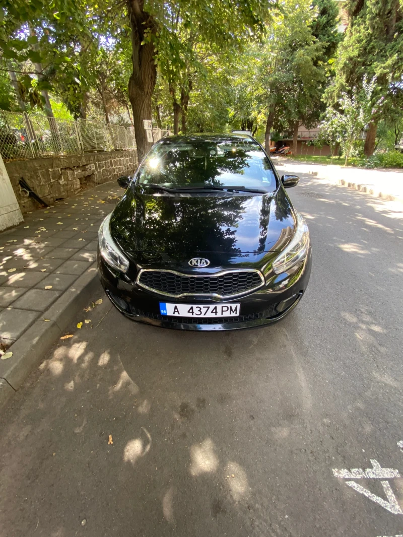 Kia Ceed, снимка 6 - Автомобили и джипове - 47467908