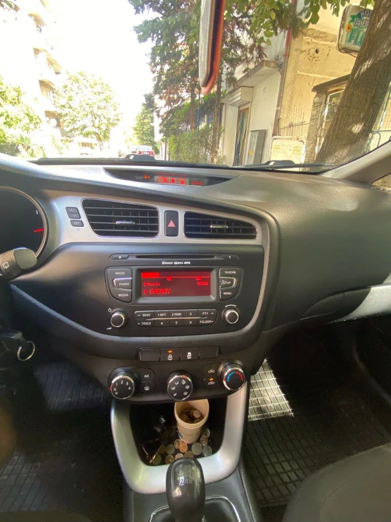 Kia Ceed, снимка 14 - Автомобили и джипове - 47467908