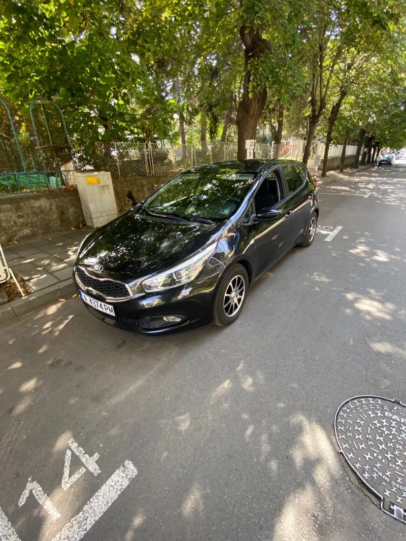 Kia Ceed, снимка 3 - Автомобили и джипове - 47467908