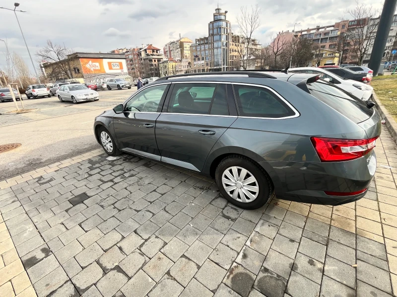 Skoda Superb, снимка 9 - Автомобили и джипове - 49425027