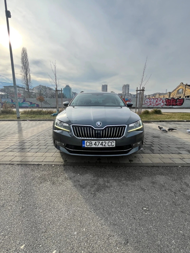 Skoda Superb, снимка 1 - Автомобили и джипове - 49425027