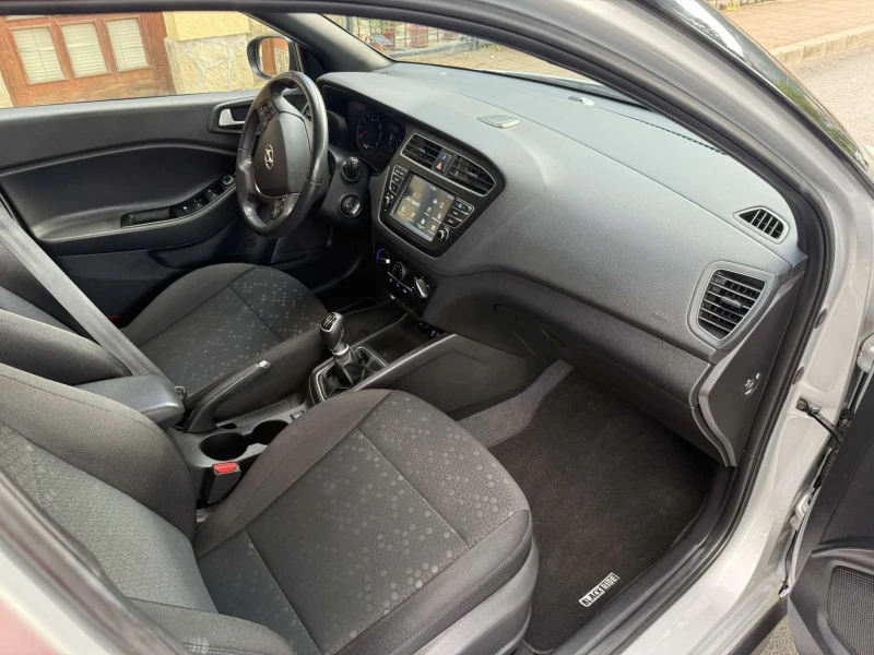 Hyundai I20 Active 1.0 TurboGDi, снимка 13 - Автомобили и джипове - 51057617