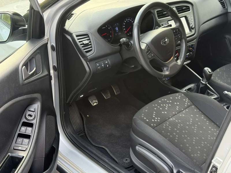 Hyundai I20 Active 1.0 TurboGDi, снимка 10 - Автомобили и джипове - 51057617