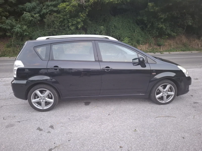 Toyota Corolla verso, снимка 3 - Автомобили и джипове - 52370403