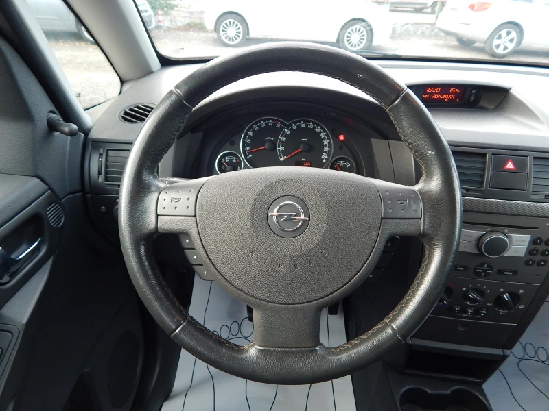 Opel Meriva 1.4i* ПЕРФЕКТНА* FACE LIFT* , снимка 10 - Автомобили и джипове - 52178913