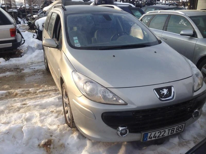 Peugeot 307 1.6i и 1.4 16V, снимка 6 - Автомобили и джипове - 13273647