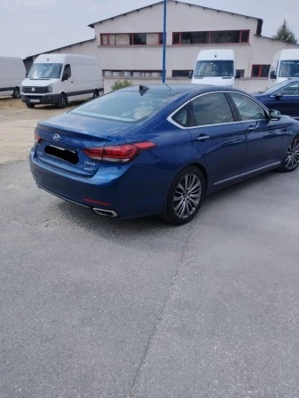 Hyundai Genesis, снимка 1 - Автомобили и джипове - 47059480