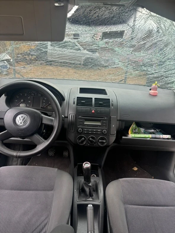 VW Polo, снимка 12 - Автомобили и джипове - 48069527