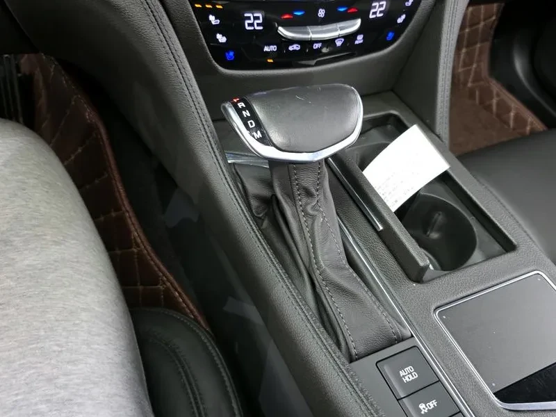 Cadillac CT6, снимка 9 - Автомобили и джипове - 54462248