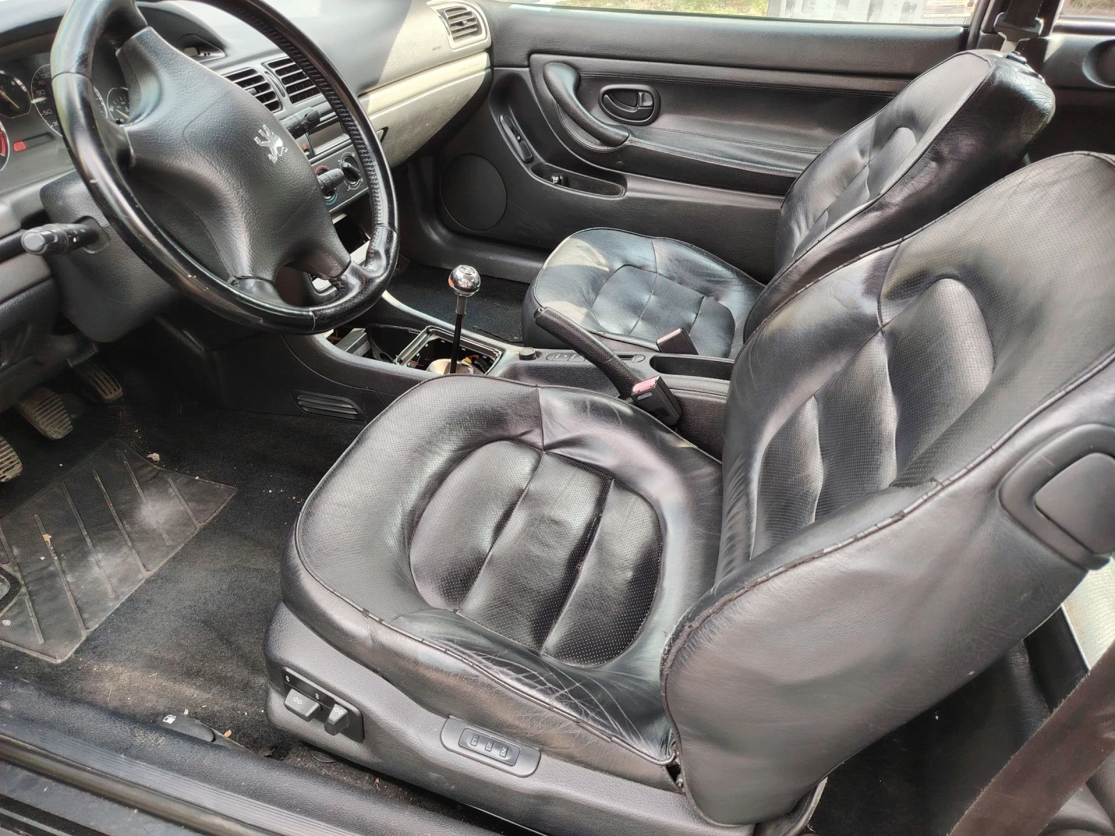 Peugeot 406 Купе - изображение 8