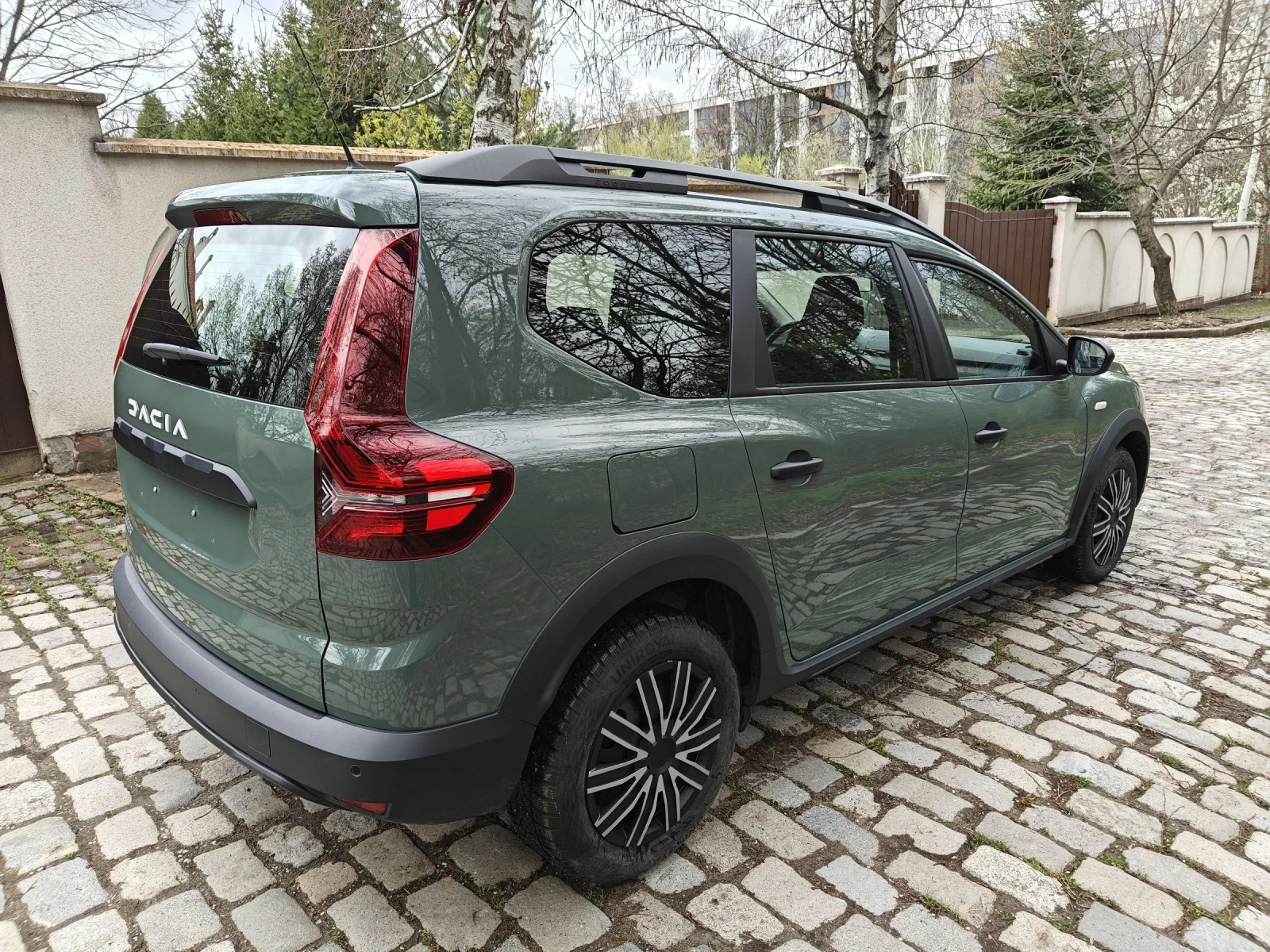 Dacia Jogger 1.0i 110к.с - изображение 5