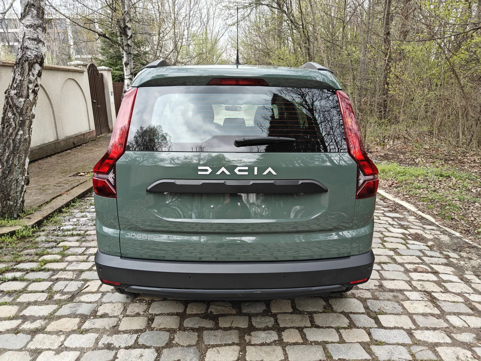Dacia Jogger 1.0i 110к.с - изображение 4