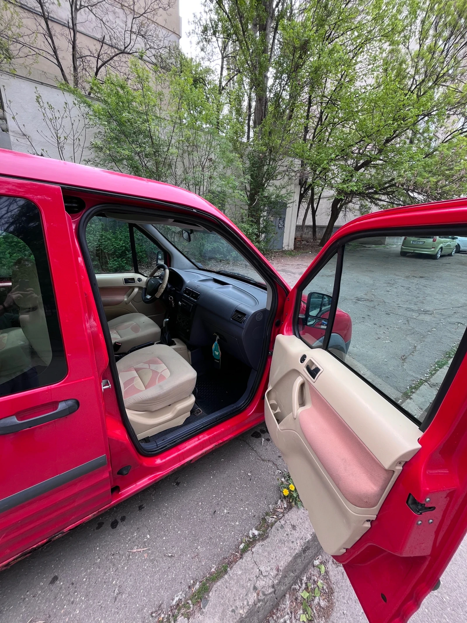 Ford Connect Tourneo  - изображение 6