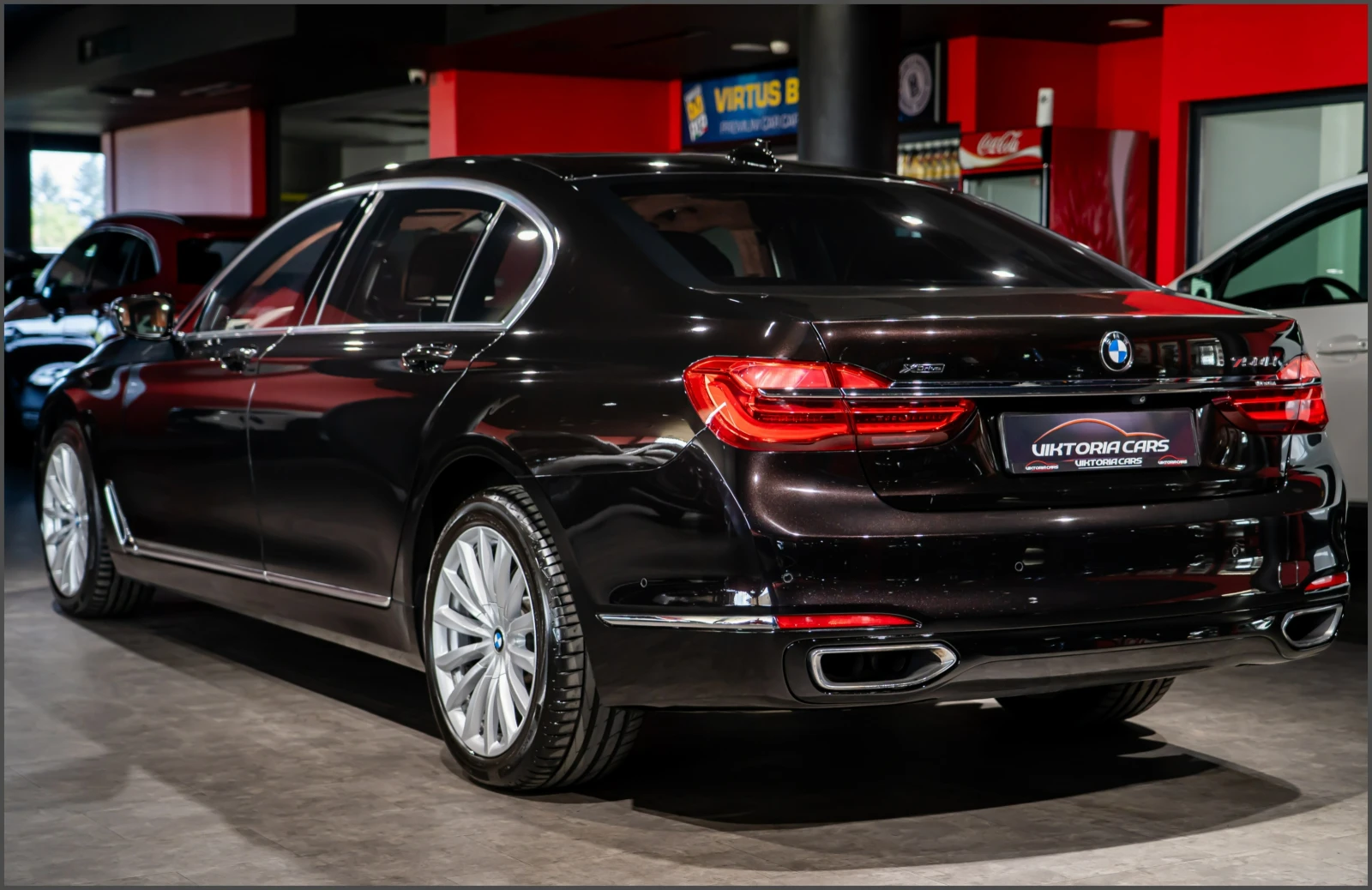 BMW 750 Li xDrive* Individual - изображение 4