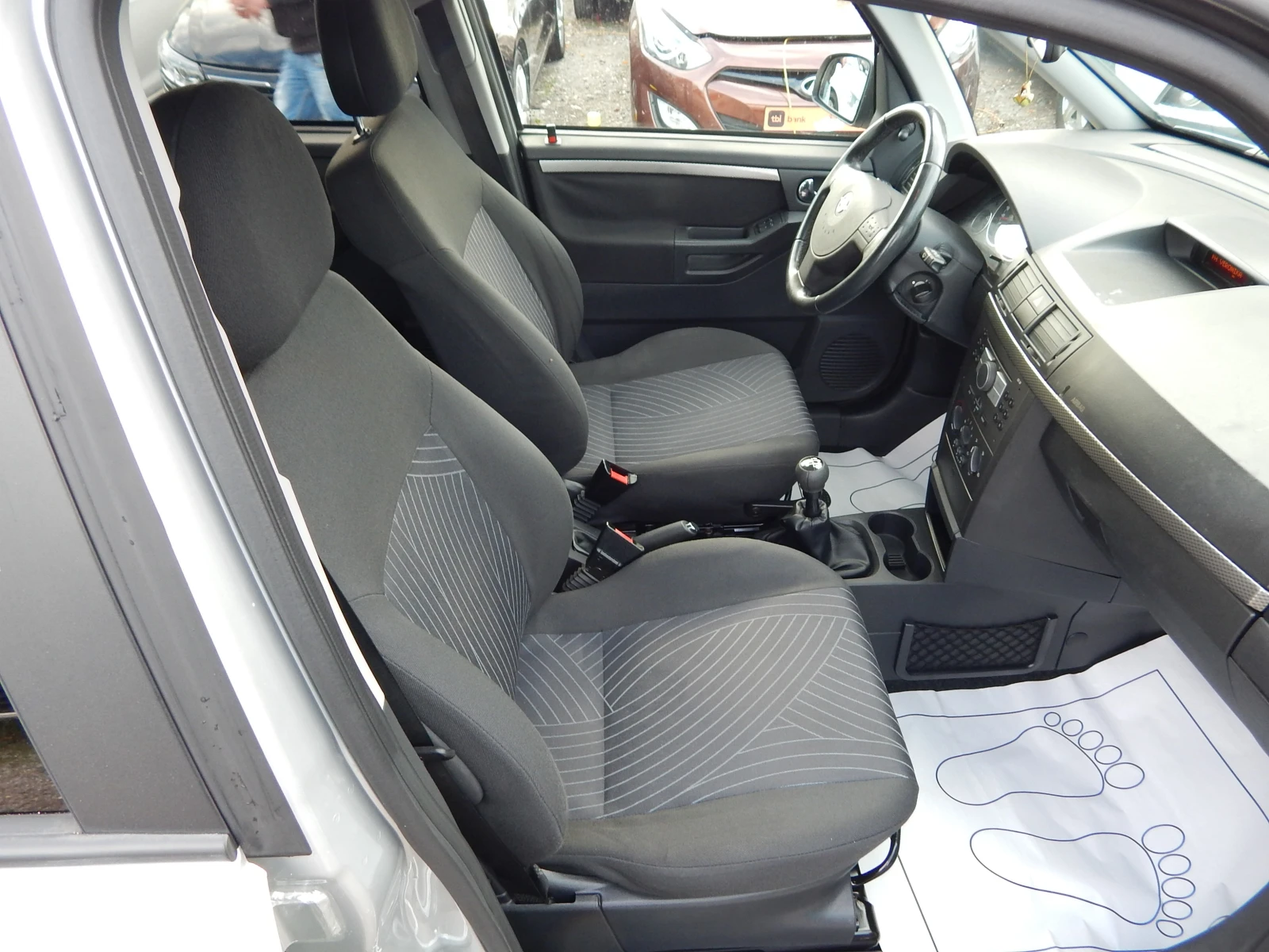 Opel Meriva 1.4i* ПЕРФЕКТНА* FACE LIFT*  | Mobile.bg — изображение 16
