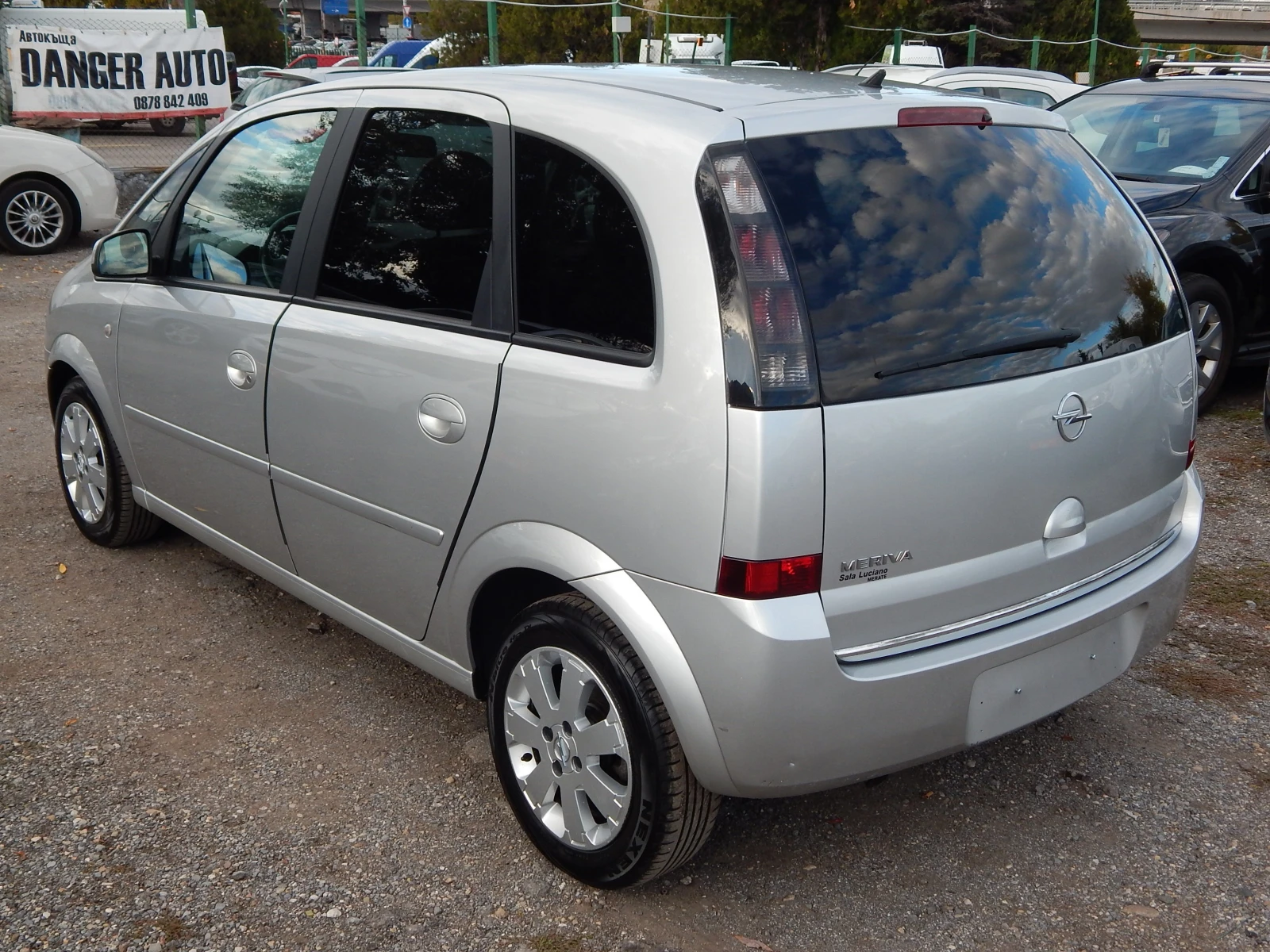 Opel Meriva 1.4i* ПЕРФЕКТНА* FACE LIFT*  | Mobile.bg — изображение 6