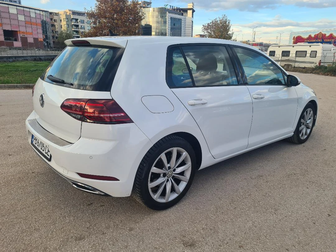 VW Golf 1.6 TDI DSG HIGHLINE - изображение 6