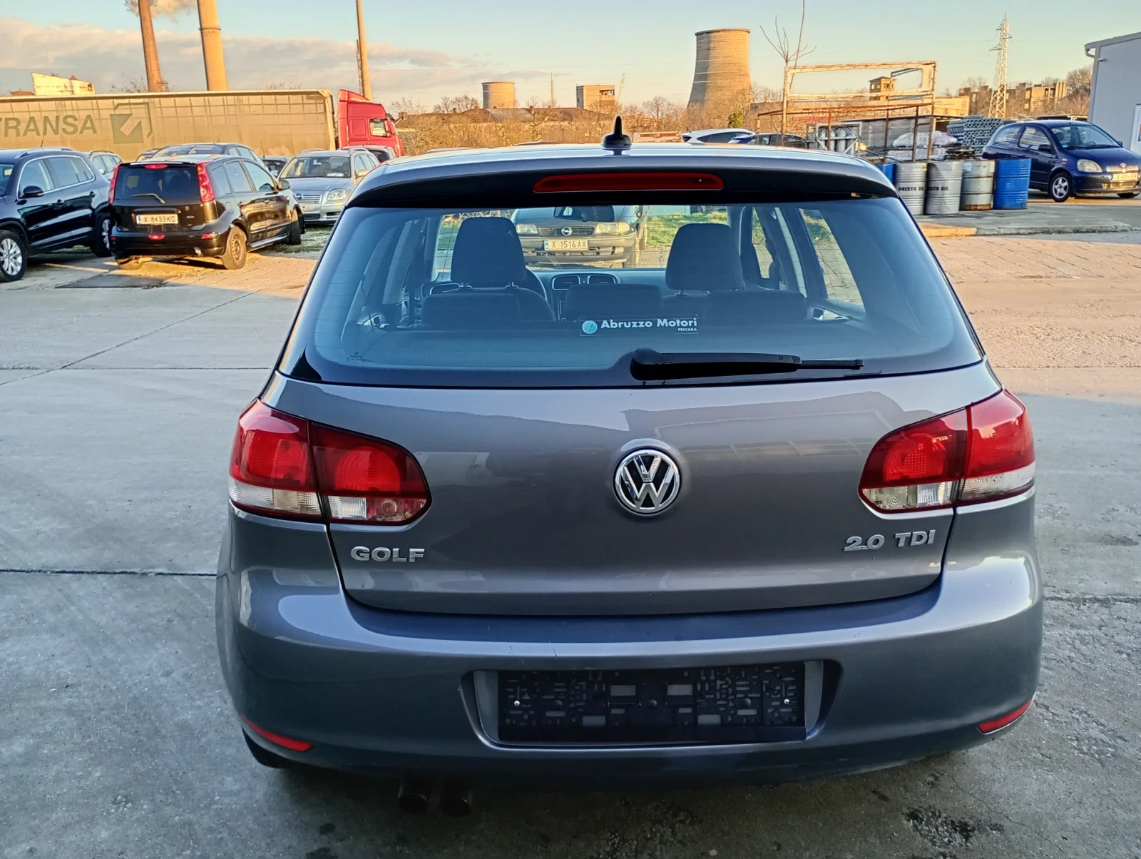 VW Golf Hi line 2.0tdi - изображение 4