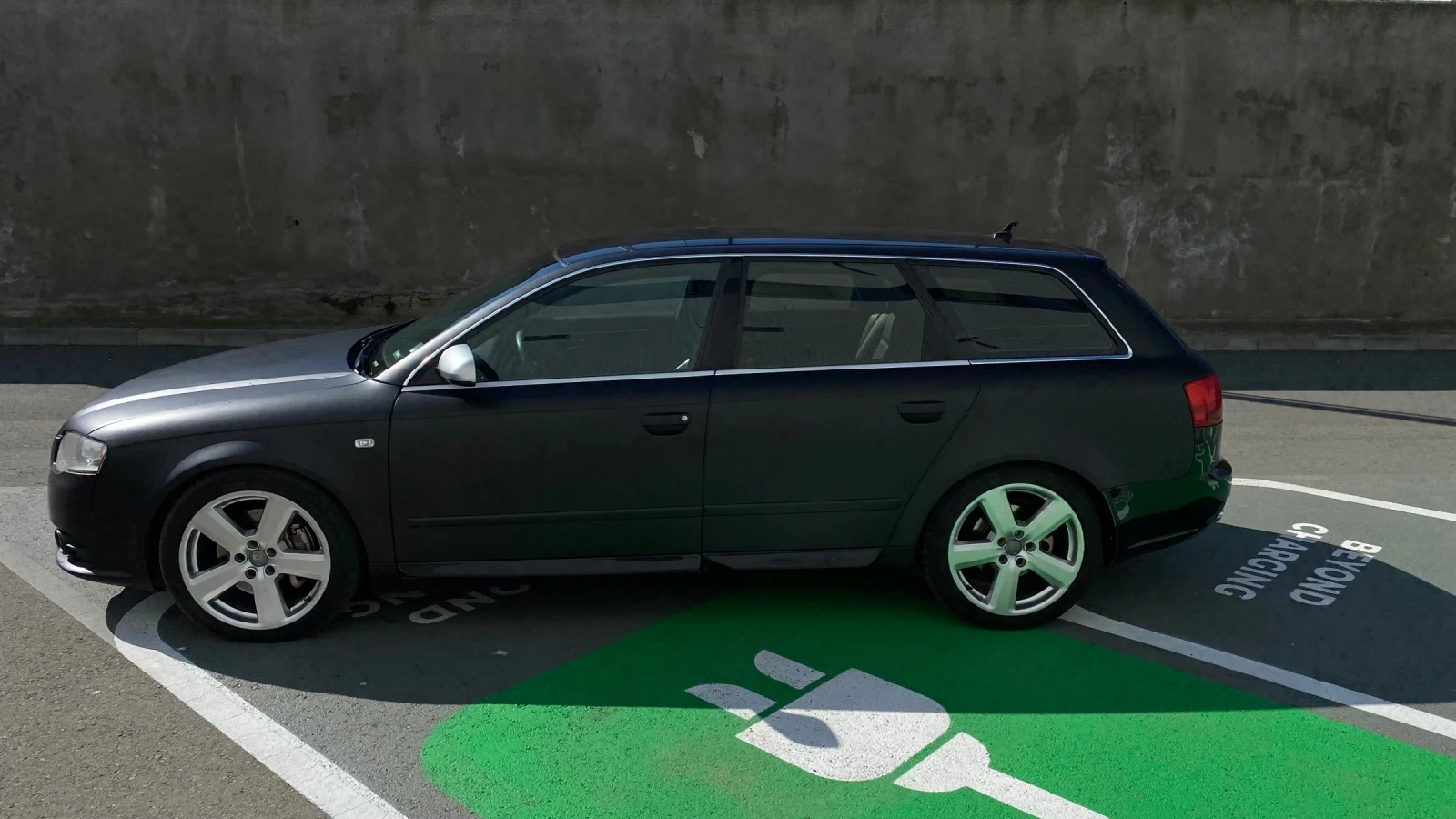 Audi A4 | Mobile.bg � ����������� 5