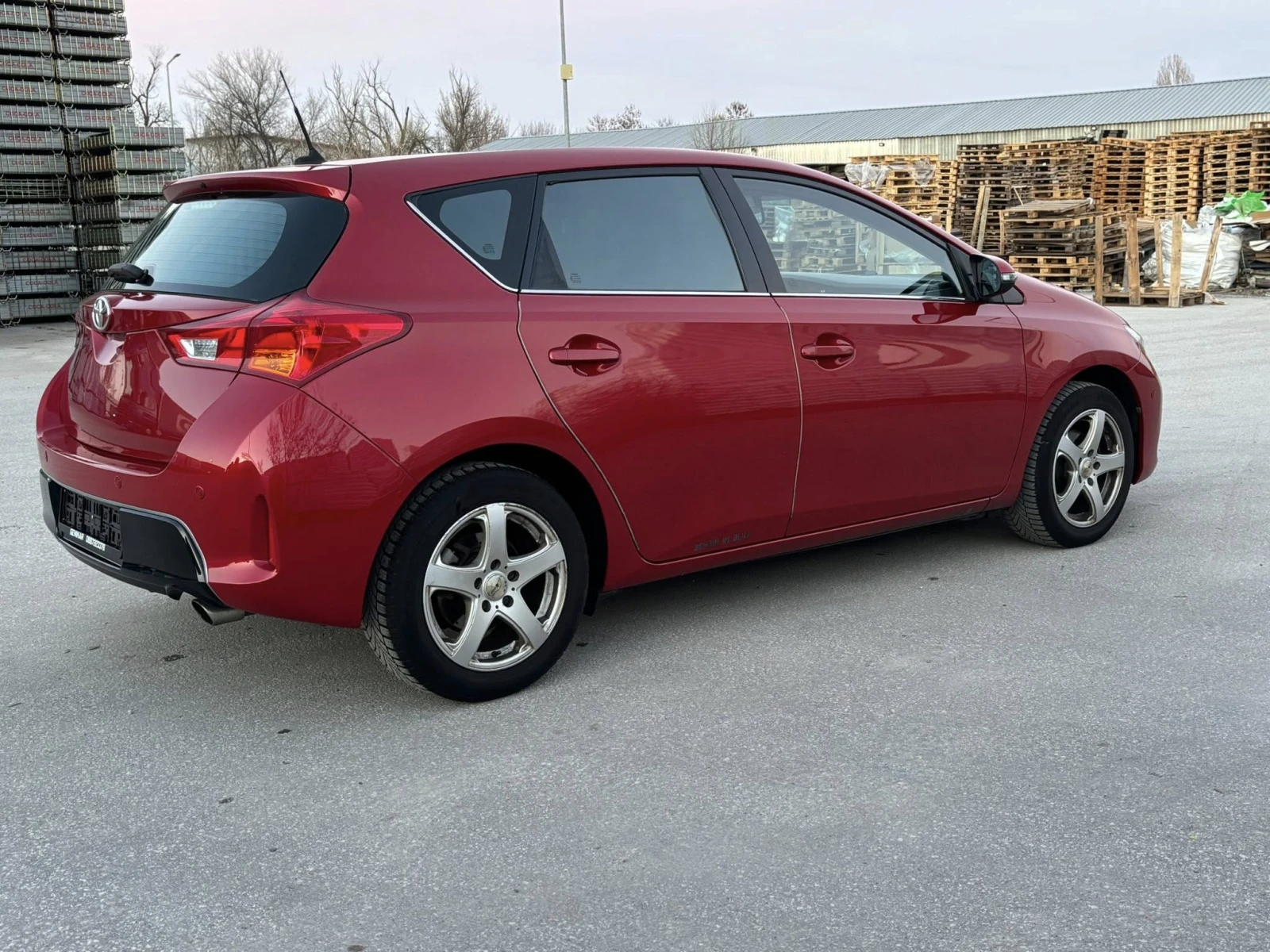 Toyota Auris 1.6 бензин ЕВРО5, снимка 9 - Автомобили и джипове - 53817834