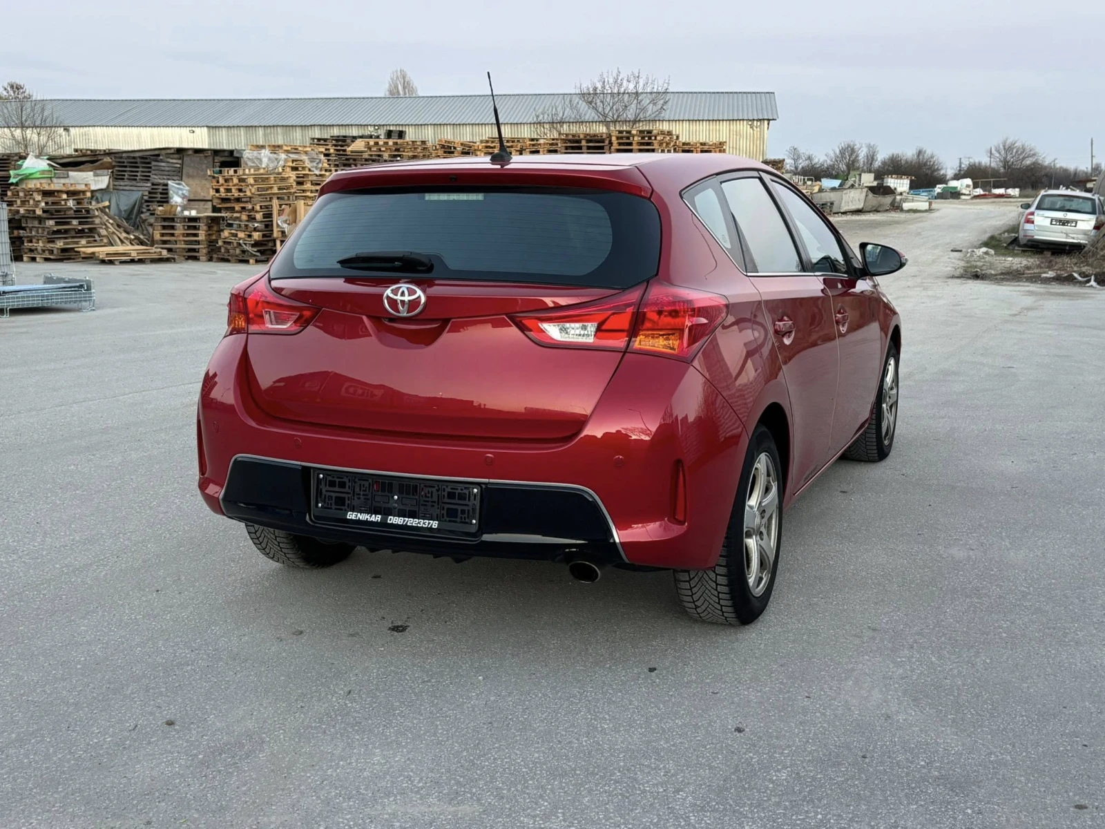 Toyota Auris 1.6 бензин ЕВРО5, снимка 4 - Автомобили и джипове - 53817834