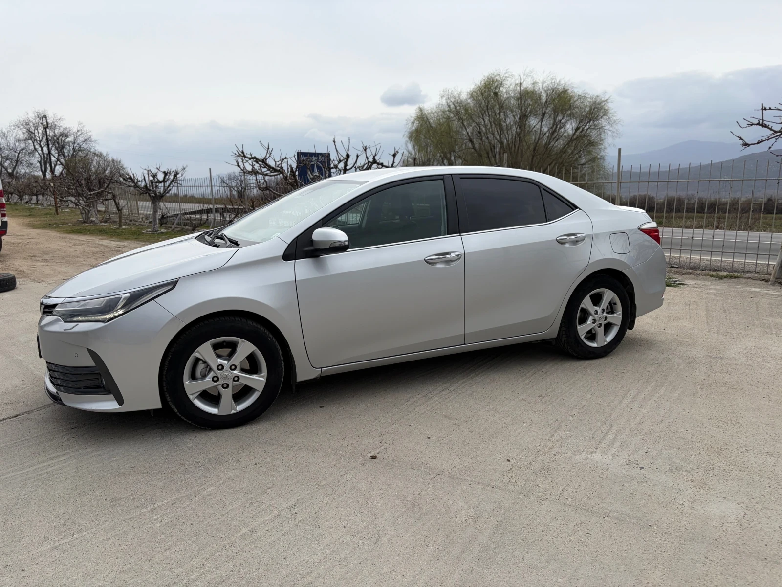 Toyota Corolla 1.6 FACE на ГАЗ Всички Есктри!!, снимка 3 - Автомобили и джипове - 53950910