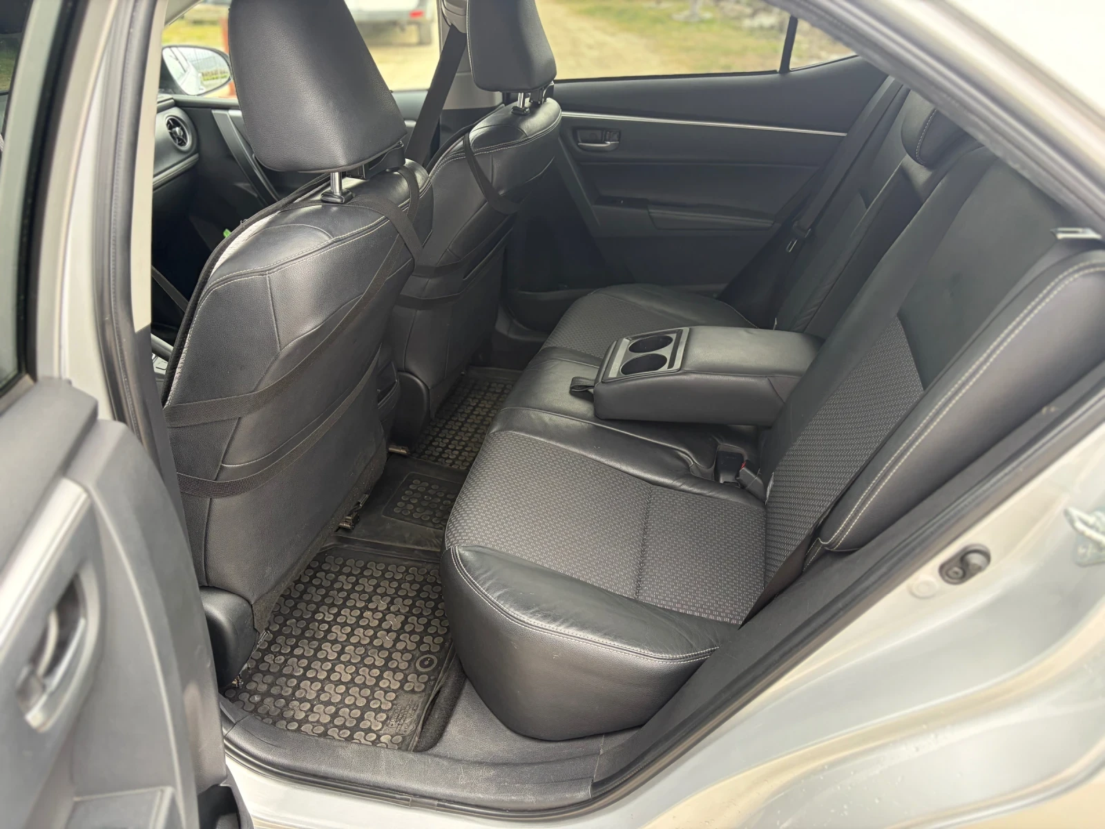 Toyota Corolla 1.6 FACE на ГАЗ Всички Есктри!!, снимка 9 - Автомобили и джипове - 53950910